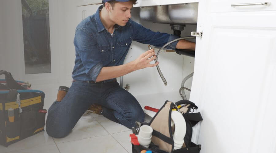 Emergency Leak Repair in Goliad, TX